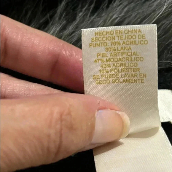 Kate Spade Faux Fur Scarf - Picture 6 of 8